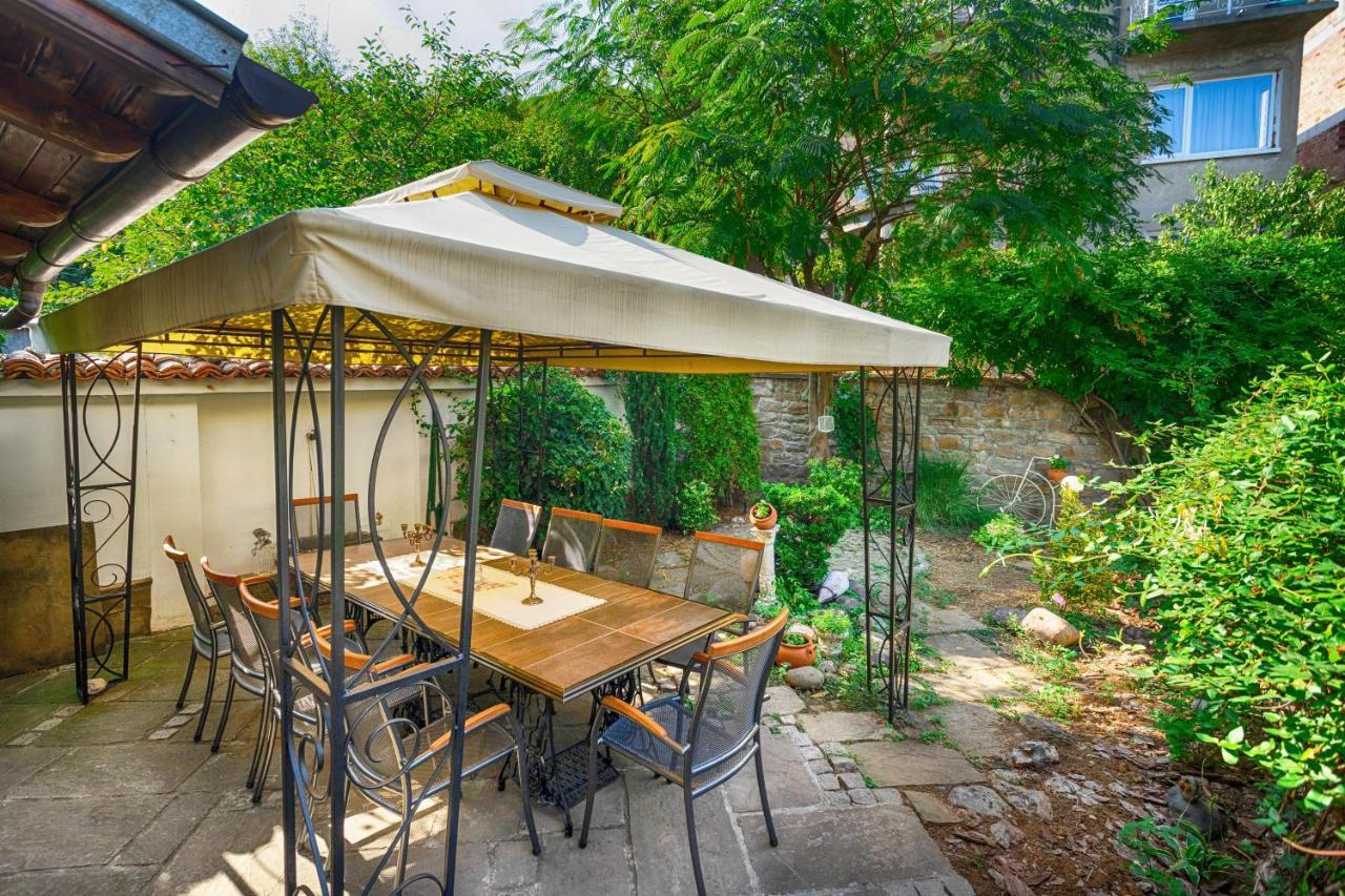 Luxury Private House In City Center Veliko Tarnovo Luaran gambar