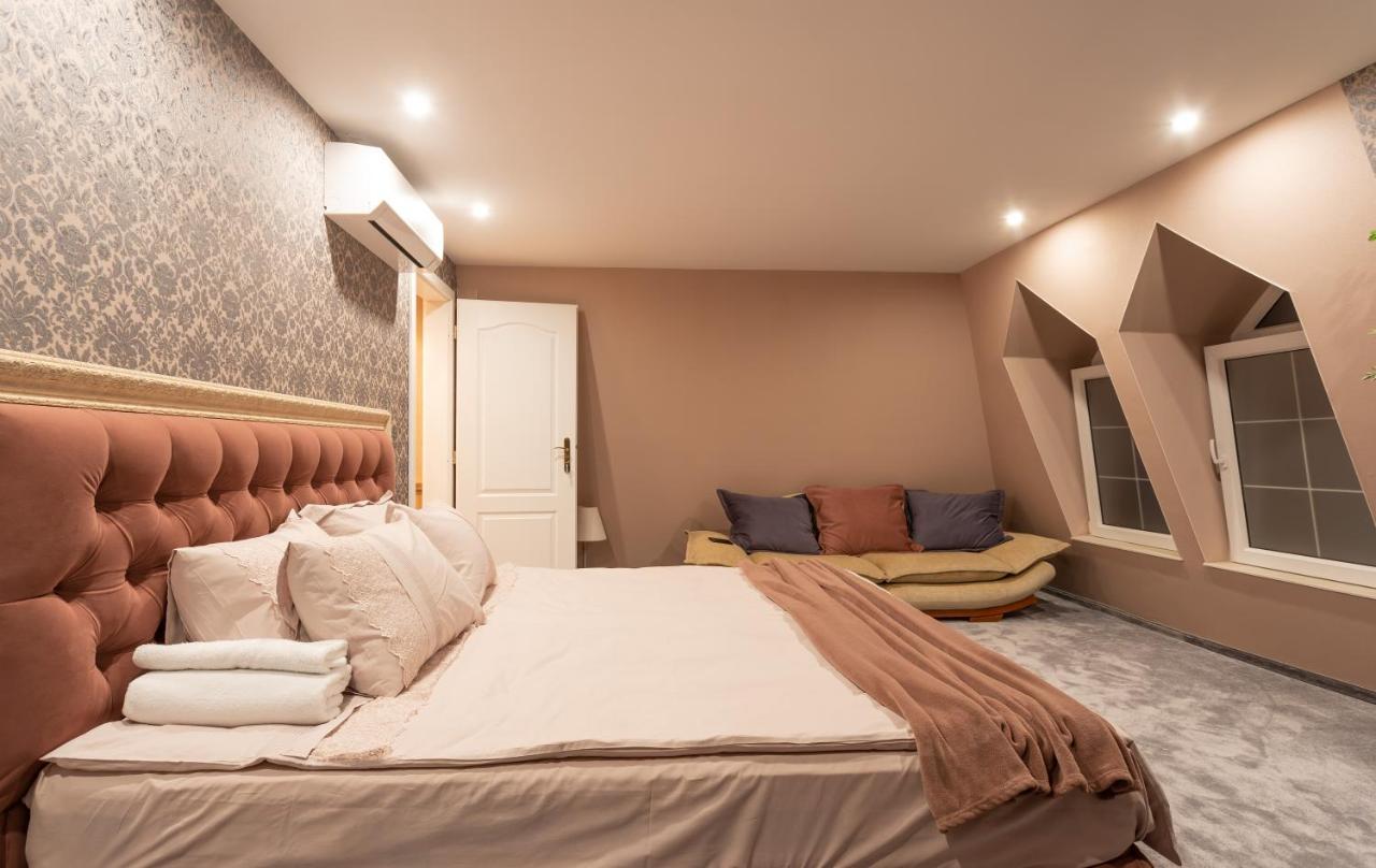 Luxury Private House In City Center Veliko Tarnovo Luaran gambar