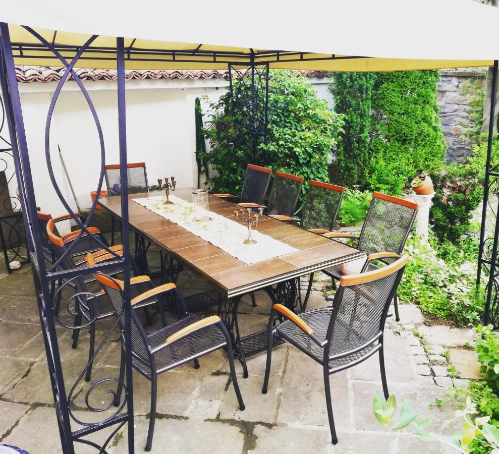 Luxury Private House In City Center Veliko Tarnovo Luaran gambar
