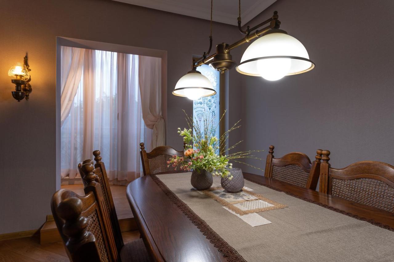 Luxury Private House In City Center Veliko Tarnovo Luaran gambar